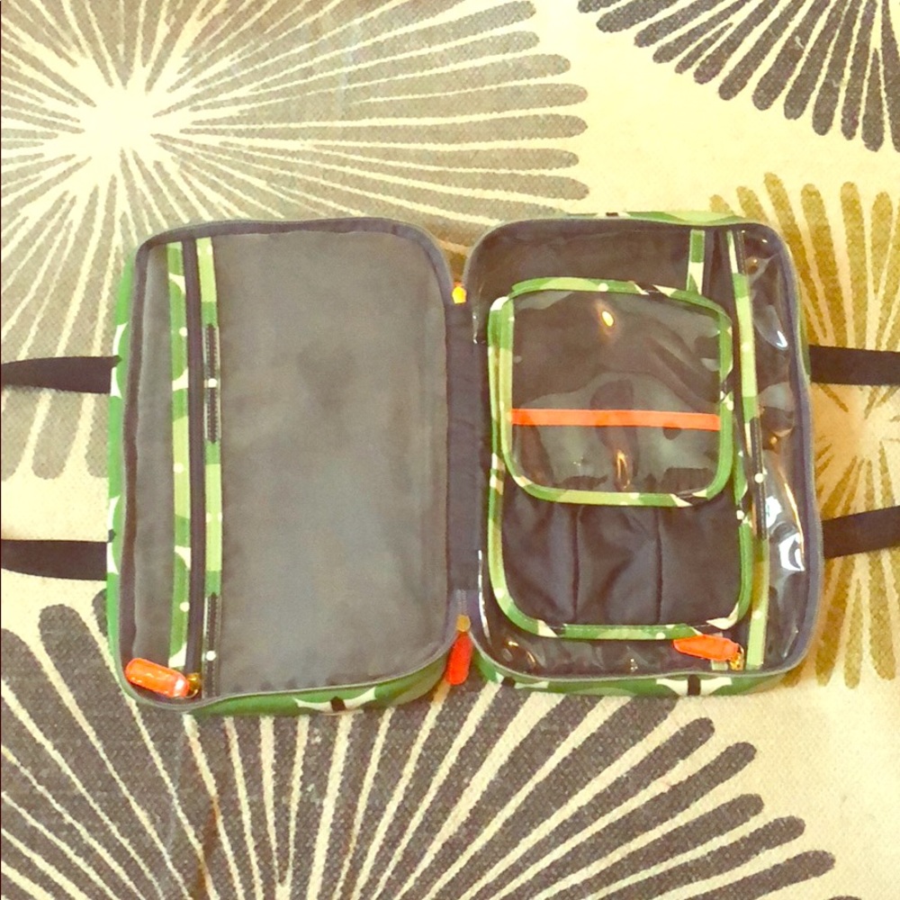 Beautiful Orla Kiely Weekender Travel Make Up Bag